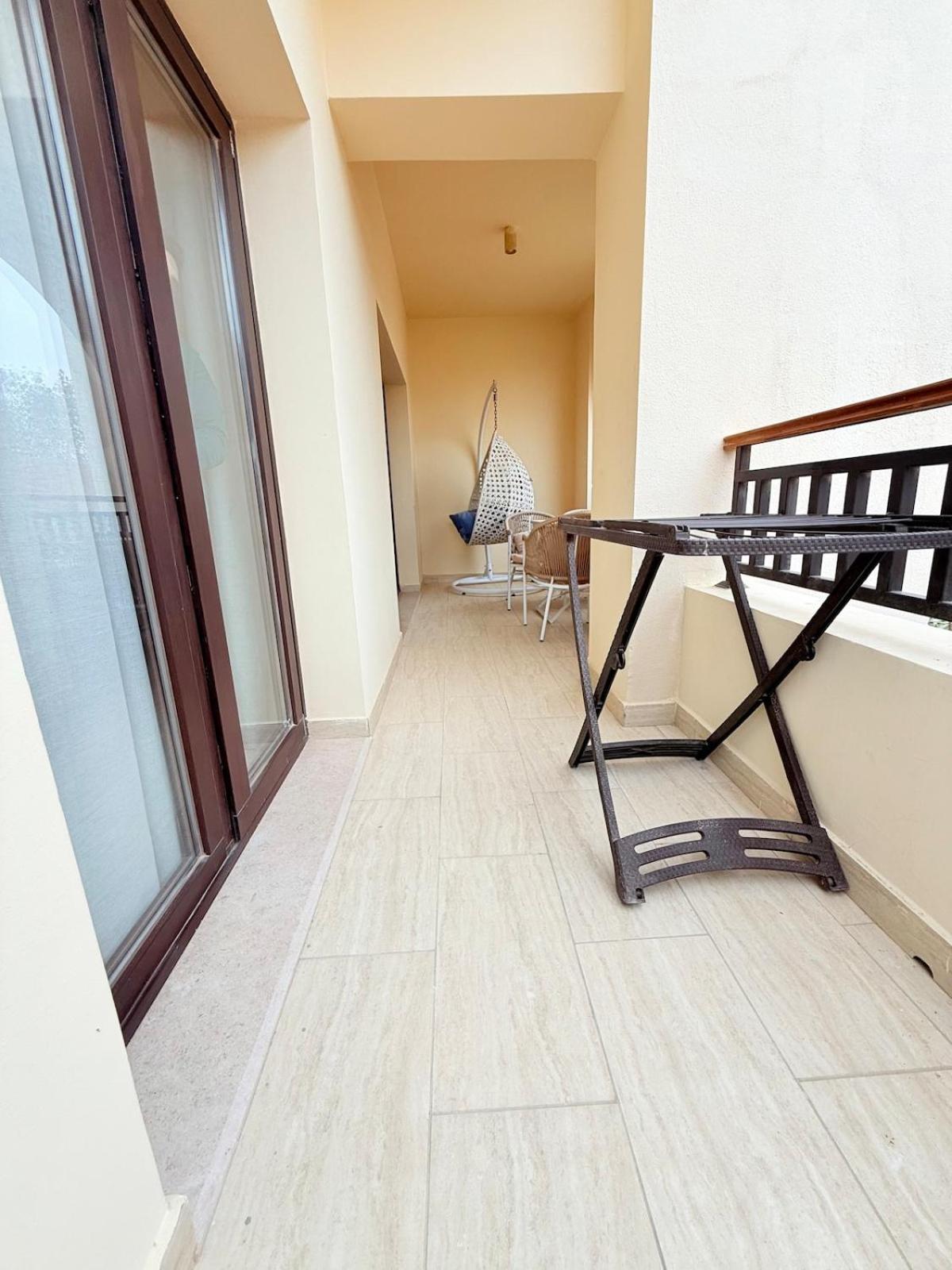 1 Very And Quiet Apartment